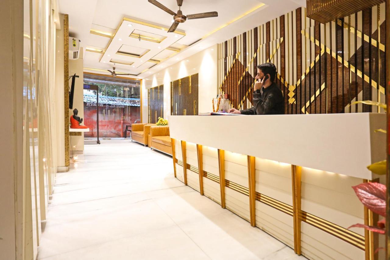 Hotel Worth Newly Bulit - New Delhi Exterior photo
