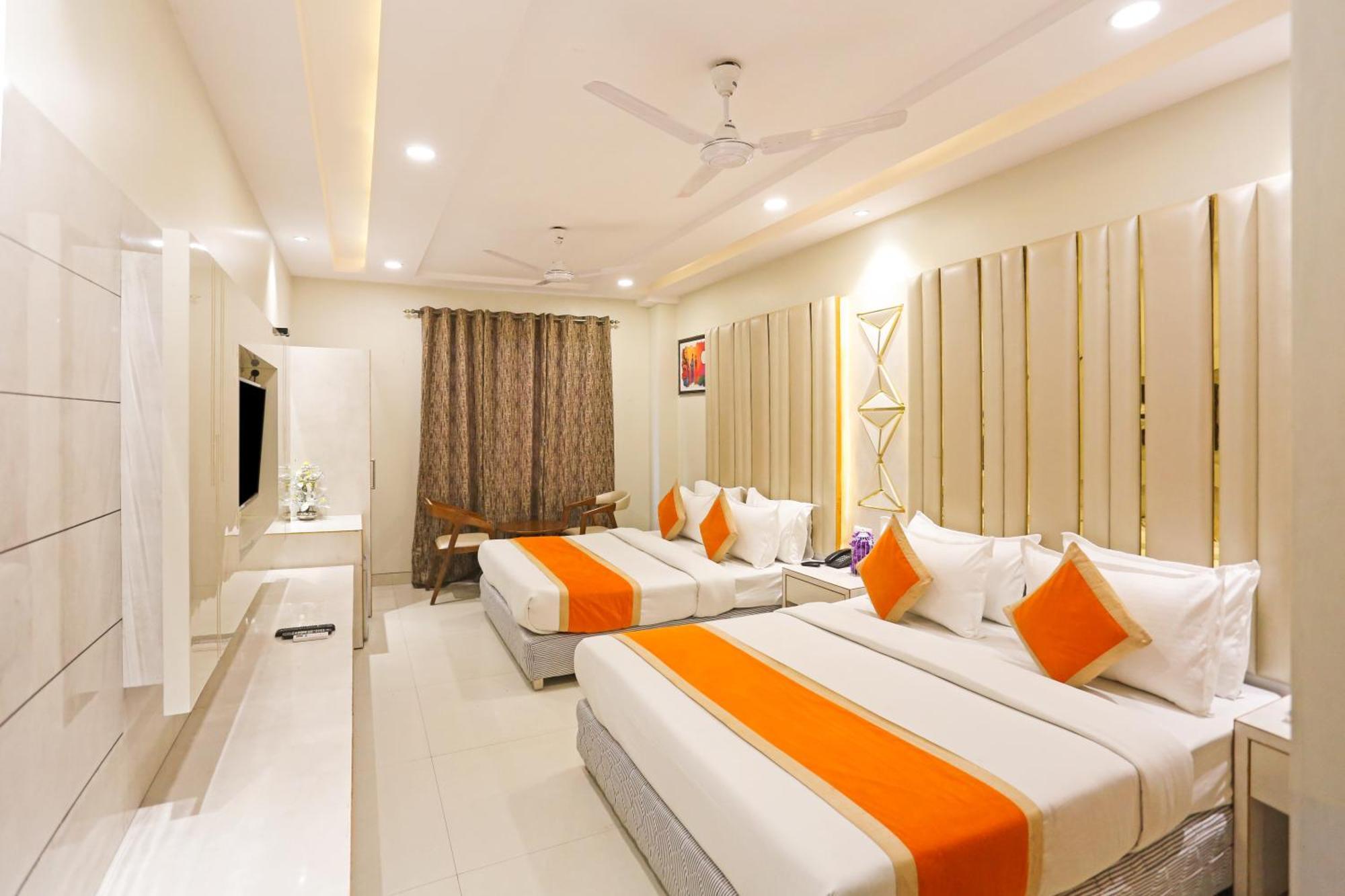 Hotel Worth Newly Bulit - New Delhi Exterior photo